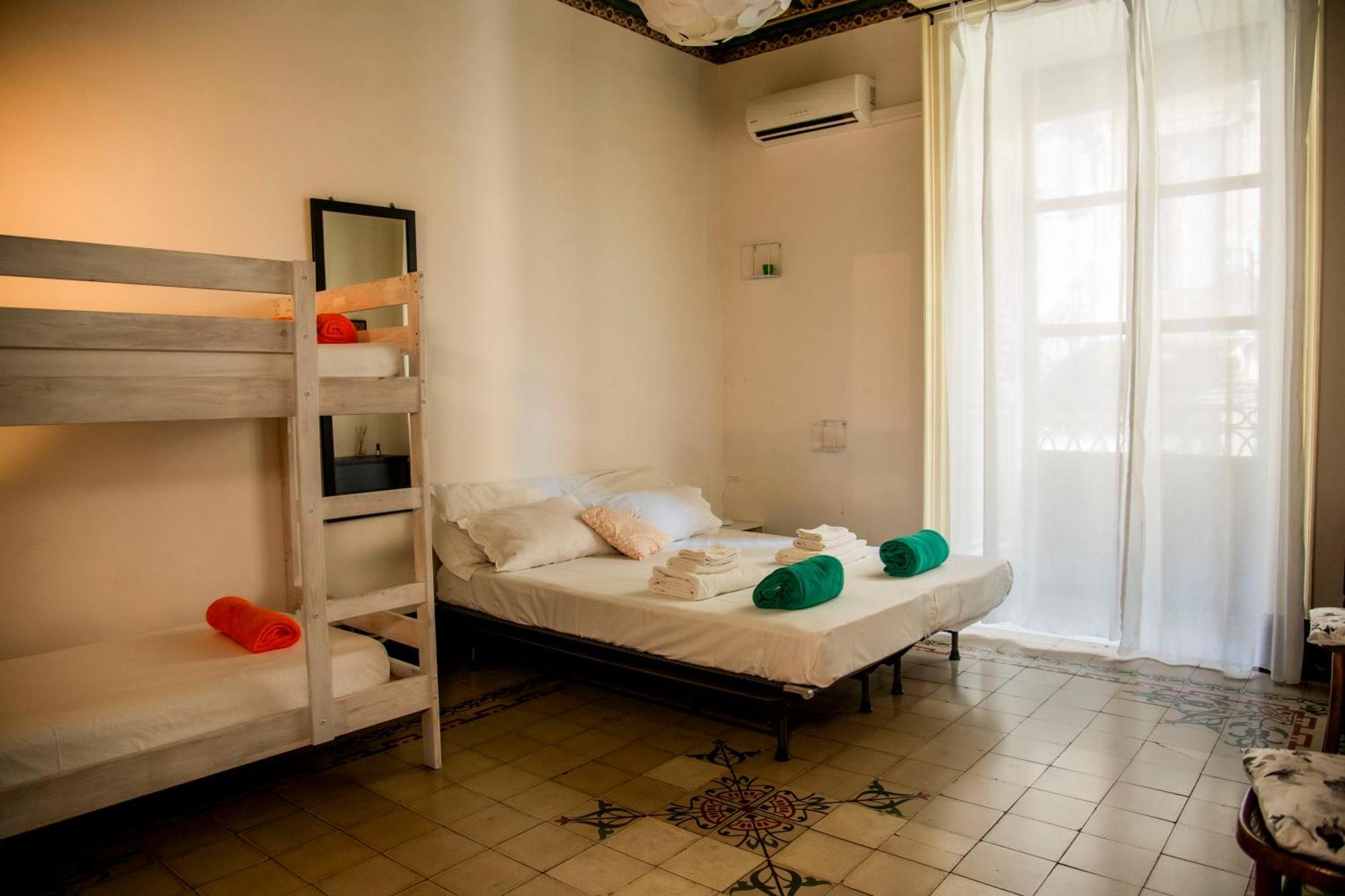 Mitha'S Rooms Catania Kültér fotó